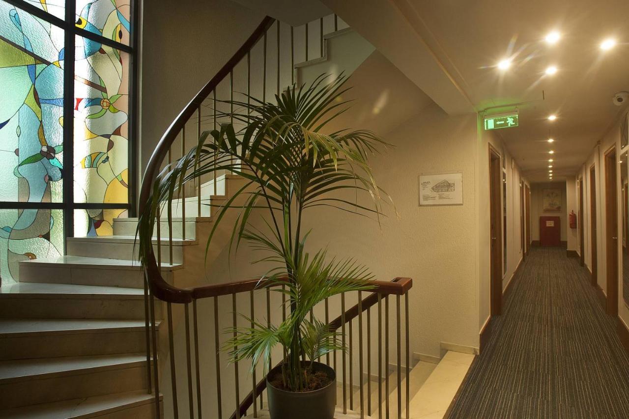 Ilisia Hotel 4*